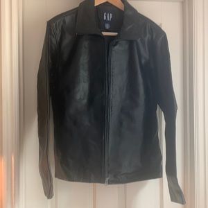 Men’s leather jacket size med never worn